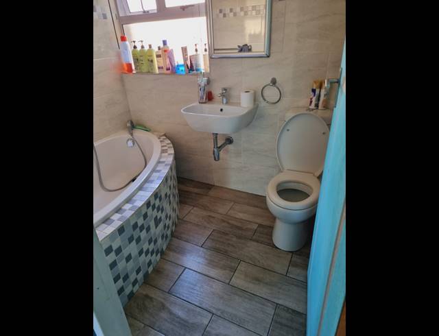 3 BEDROOM FREESTANDING FOR SALE IN BEACON VALLEY